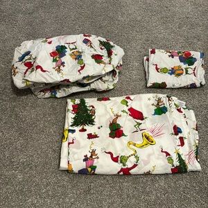 Pottery Barn Kids Dr. Seuss Grinch Bedding Set - Multicolor